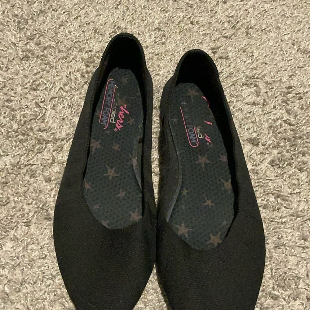 Skechers Black Women's Flats - Picture 3 of 3